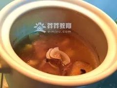 海底椰煲什么汤下奶,孕妇海底椰煲鸡汤做法