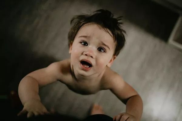 带小孩坐飞机如何度过,带孩子坐飞机适合去哪里