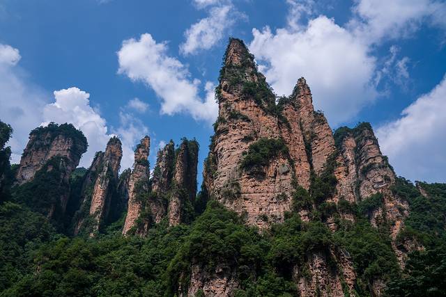 张家界魅力湘西春节自由行,张家界魅力湘西打卡第一天