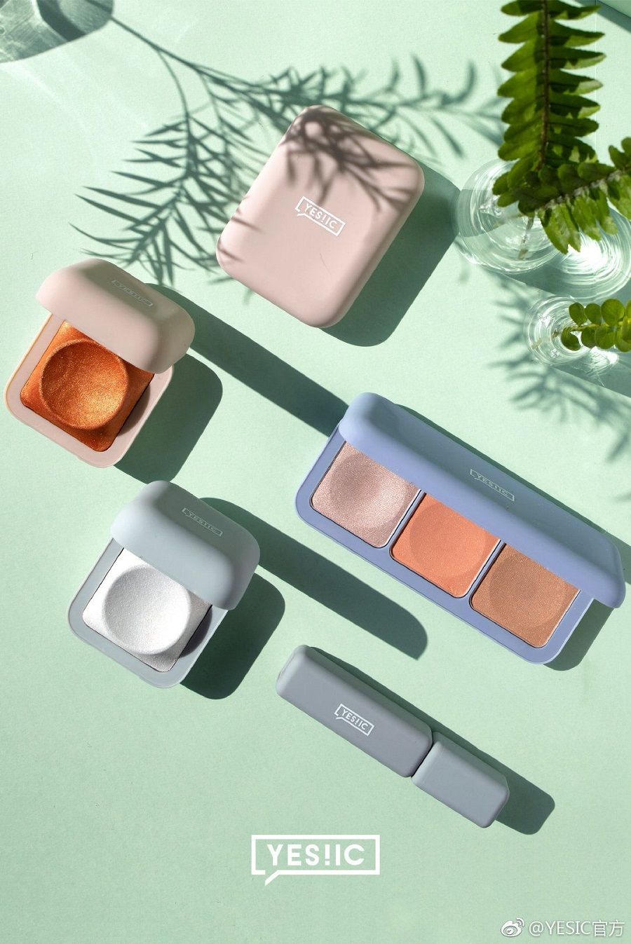 这些美妆潮品你最想拿走哪一个,这些网红化妆品还能用吗