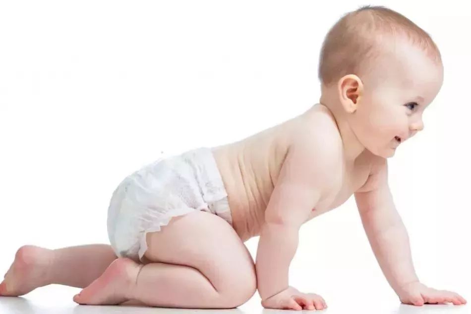 多大适合给孩子穿鞋了,小孩穿鞋好还是光脚好