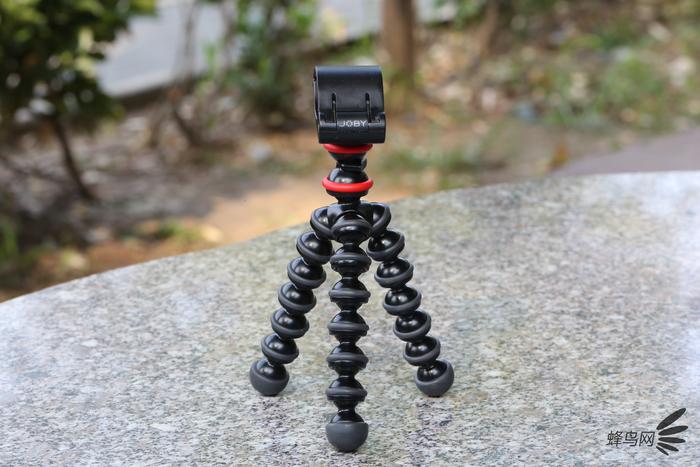 轻便便携式三脚架推荐,轻便可折叠三脚架