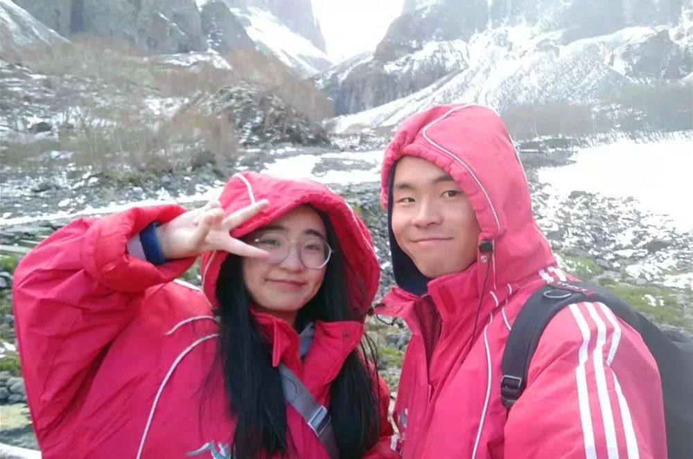 军人爱情故事,七夕军人情侣