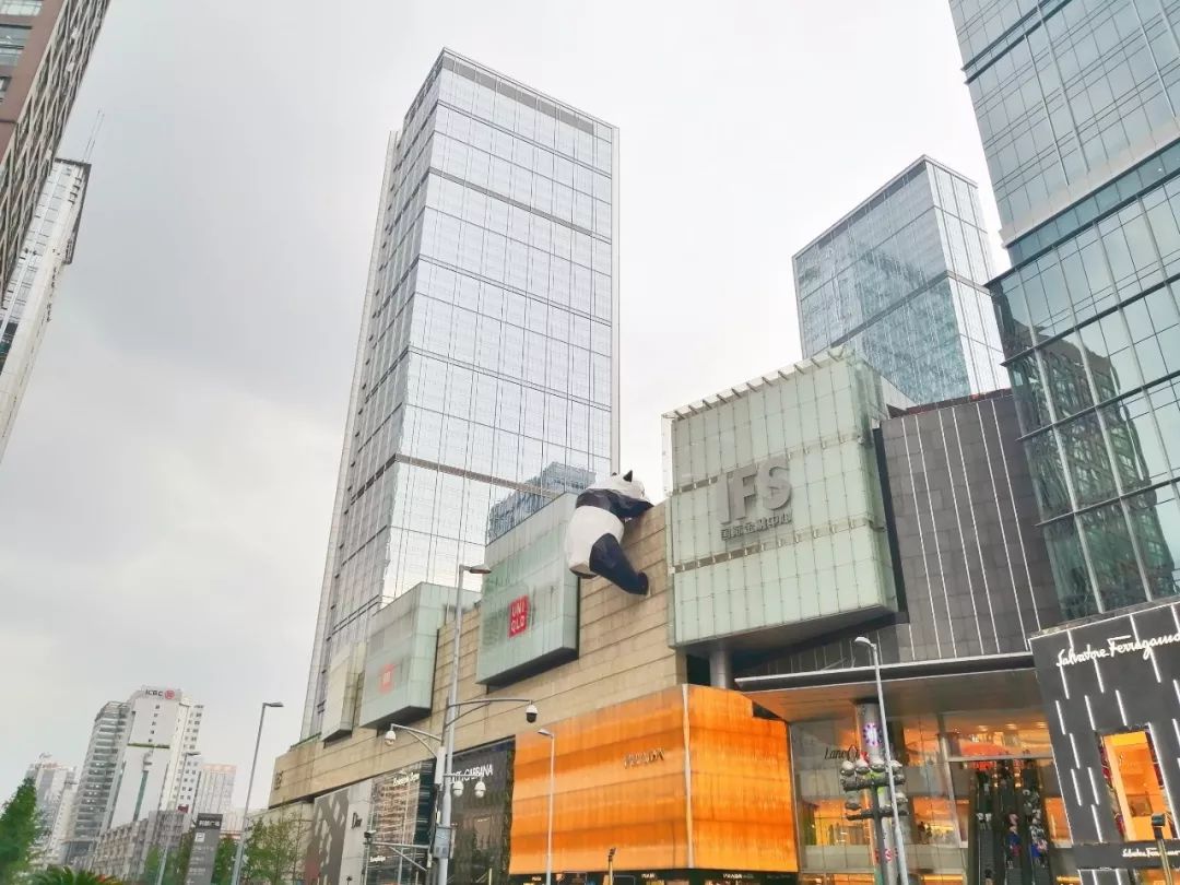 郑州二七广场对比成都,西安郑州同为新一线城市