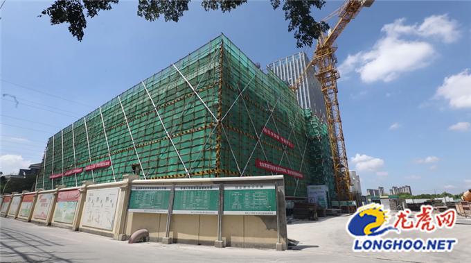 完成智慧停车升级改造,停车系统破解城市难题