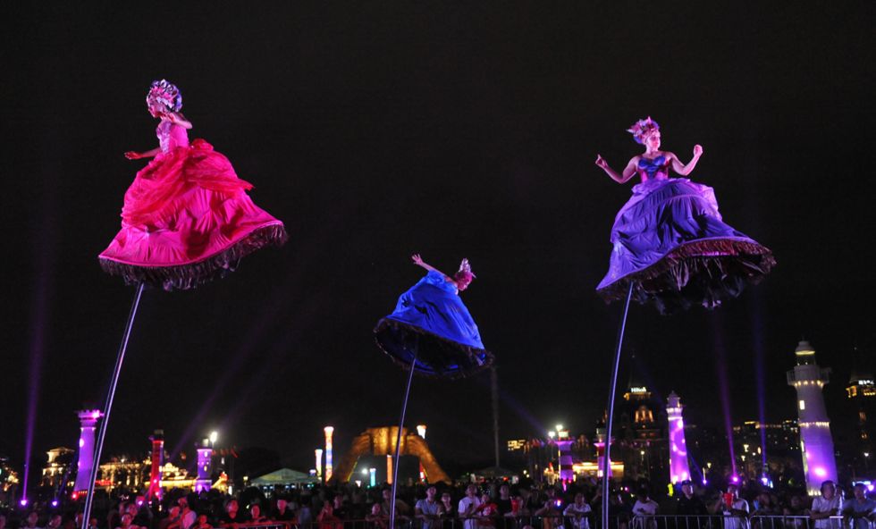 接待游客2亿人次,接待游客2万人