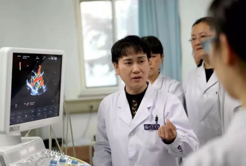 “首都十大健康卫士”揭晓来听听这10位医生的故事