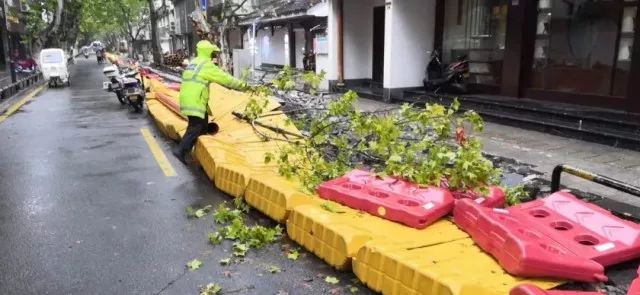 苏州近日台风,苏州台风朋友圈
