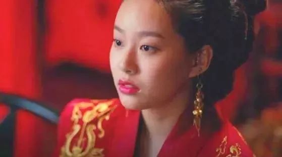 鍗佸勾铚曞彉缁堟垚鐢风,鍗佸勾铚曞彉tfboys