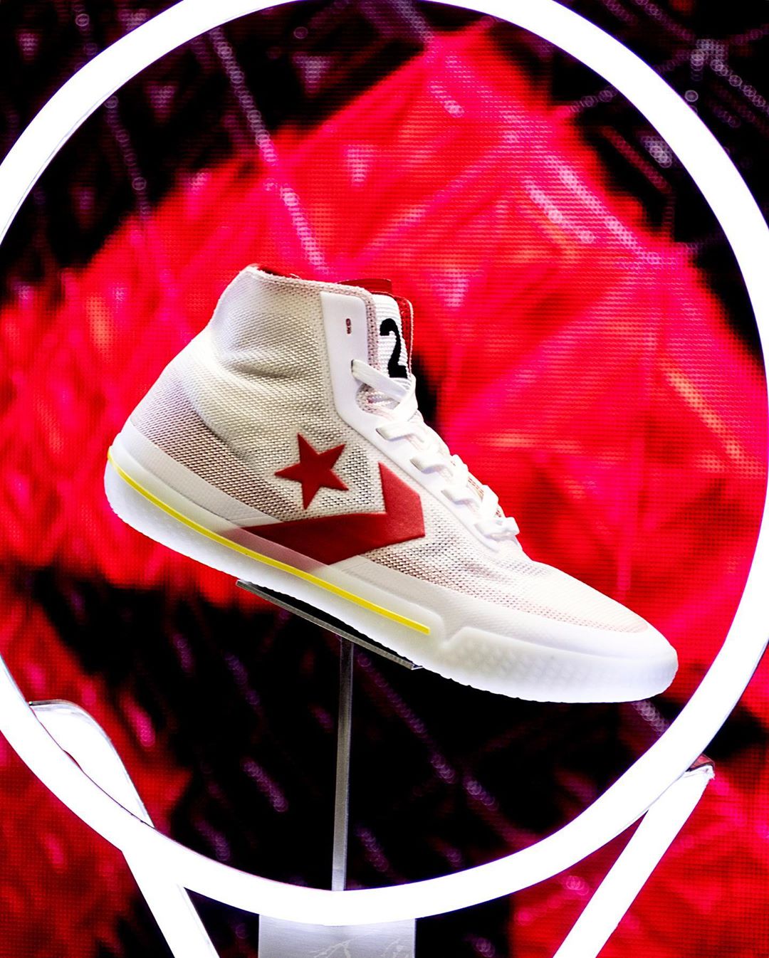 史上第一篮球鞋,第一双进入时尚圈的篮球鞋