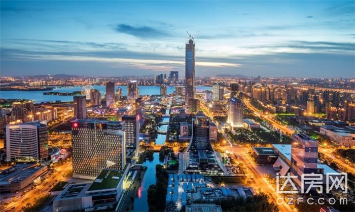 灞辨按鐩镐緷鐨勭函浣庡瘑浣忓尯,灞辨按鐩镐緷鍥灄鏅