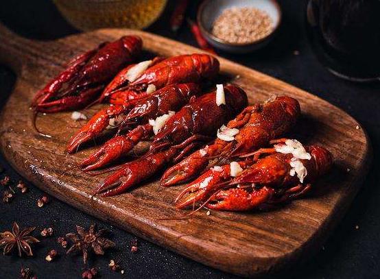 吃各种各样的湖北美食,湖北吃的特色美食可以带回家的