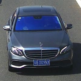 开自己的车，套自己的牌？警察蜀黍：罚款！拘留！