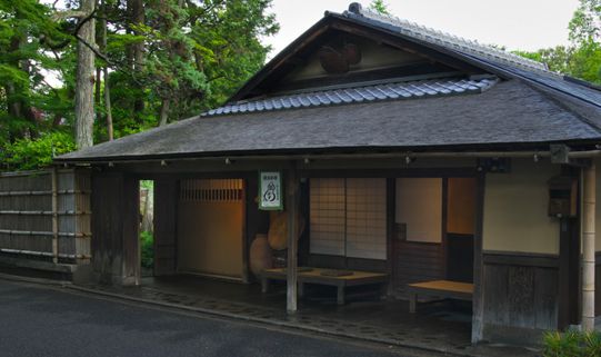 椋庨泤涔嬭嚧,鏃ユ湰浜兘鐢熸椿缇庡