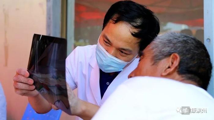 不一样的颁奖仪式,不一样的颁奖典礼