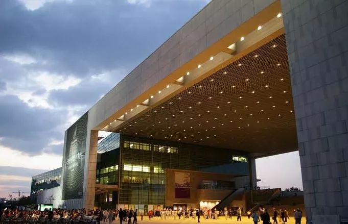 姹夌繑娓稿,姹夌繑鐮斿娲诲姩