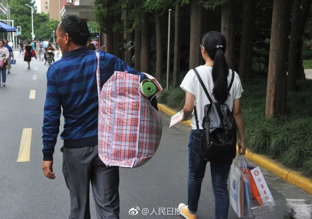 开学季该用什么行李箱好,开学大一用什么行李箱最合适