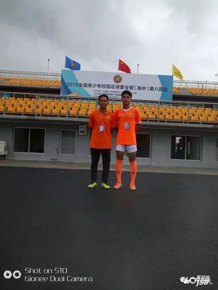 中国足球小将点赞得冠军,点赞汕尾少年足球队夺全国赛桂冠