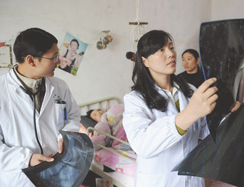 一支永不撤走的青年医疗队