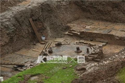 杭四吴山校区操场多大,杭四中吴山校区视频