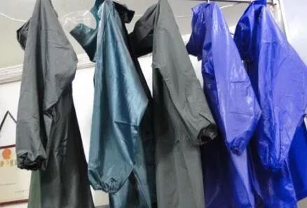 德国人发明的雨伞雨衣 (雨伞雨衣二合一发明)