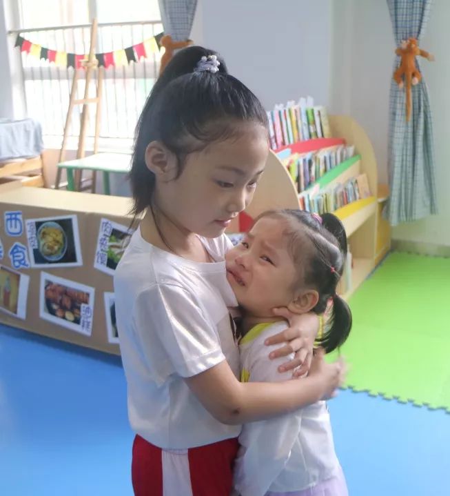 开学啦撒贝宁,开学啦手势舞完整版3分钟