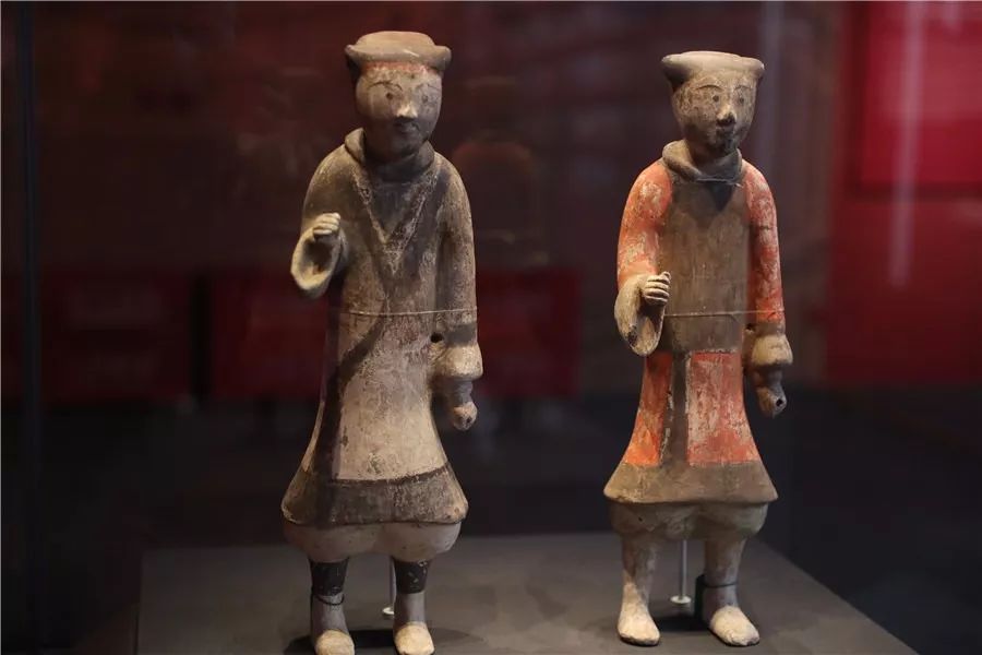 哭了！歪果仁1英镑就把咱乾隆国宝卖了？不识货就还回来啊……