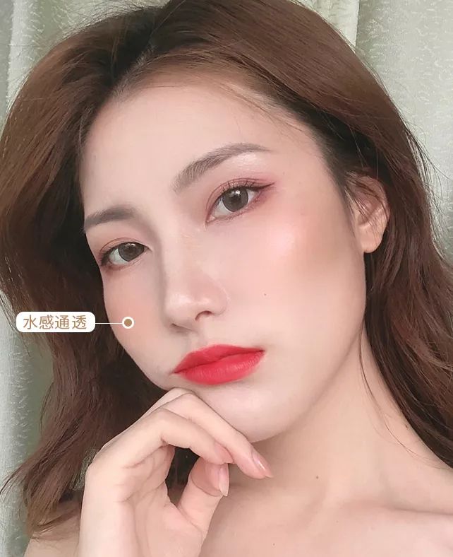 告别厚重卡粉干净底妆2步就行,拯救底妆斑驳卡粉