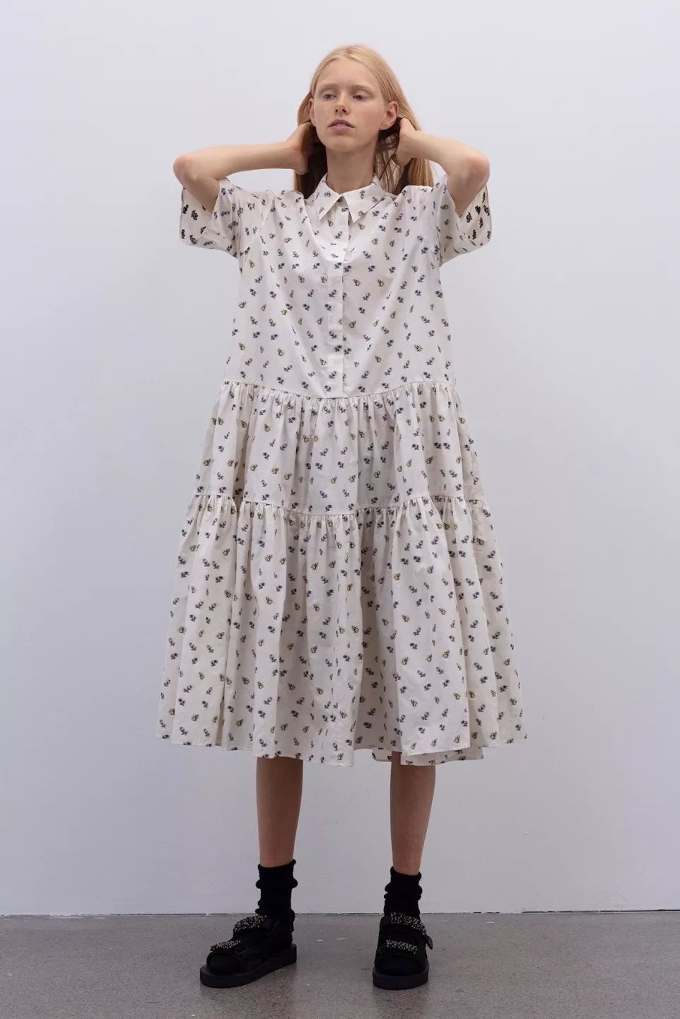 秋款裙子减龄显瘦洋气上档次,秋冬黑红裙子大码胖mm显瘦遮肉