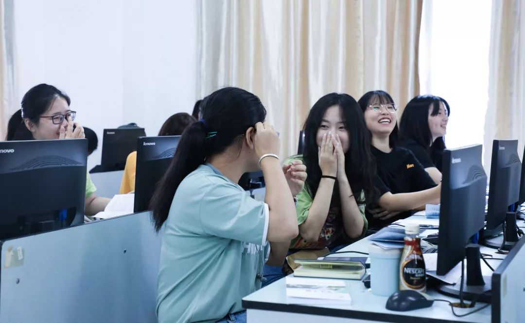 和室友相处不好怎么办,你和室友的关系