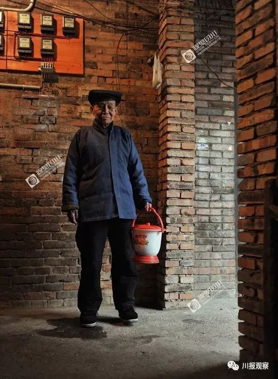 2001年的成都老照片,成都东门消失的老照片