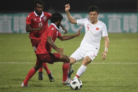 国足世预赛马尔代夫首发名单,世预赛国足5:0马尔代夫赛后采访