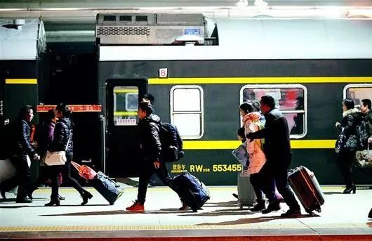 火车过站可以免费返回吗,火车上免费坐过站怎么办