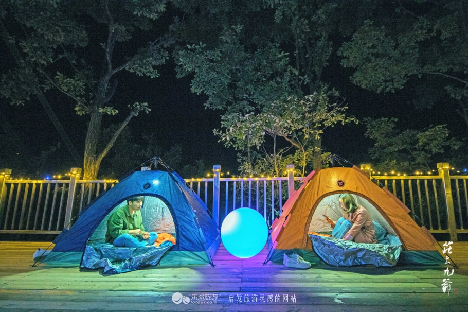 浮云缭绕的白云山上总有一张属于你的床