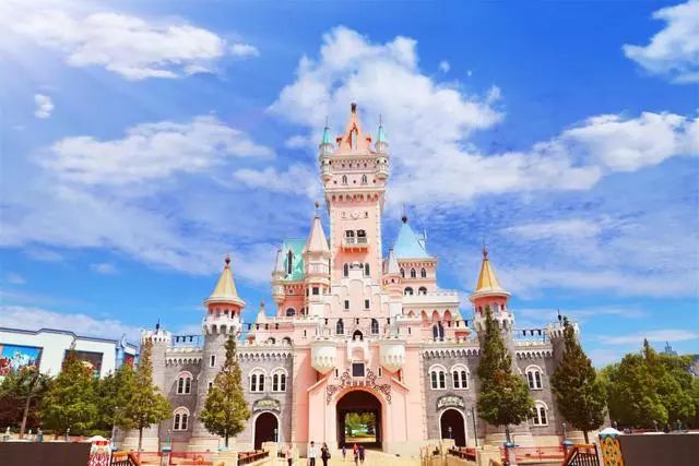 浜斾竴鏃呮父浜哄北浜烘捣闈掑矝鏂圭壒,闈掑矝鏂圭壒鍥藉簡娓哥帺鏀荤暐