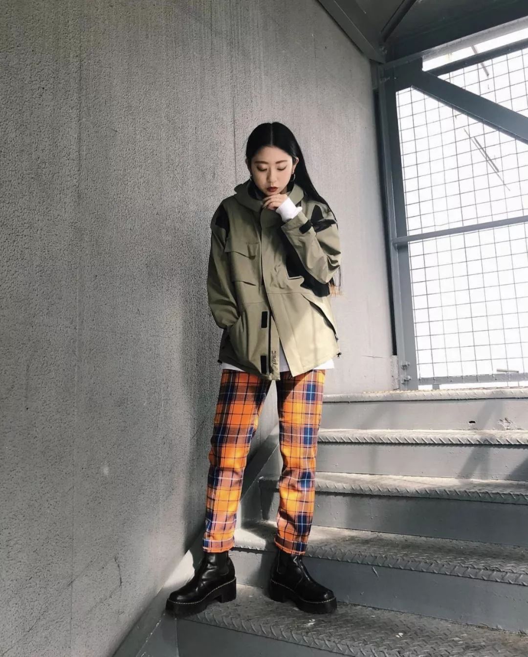 Jio热都要穿的马丁靴，作为辣妹的你得不得来一双嘛？