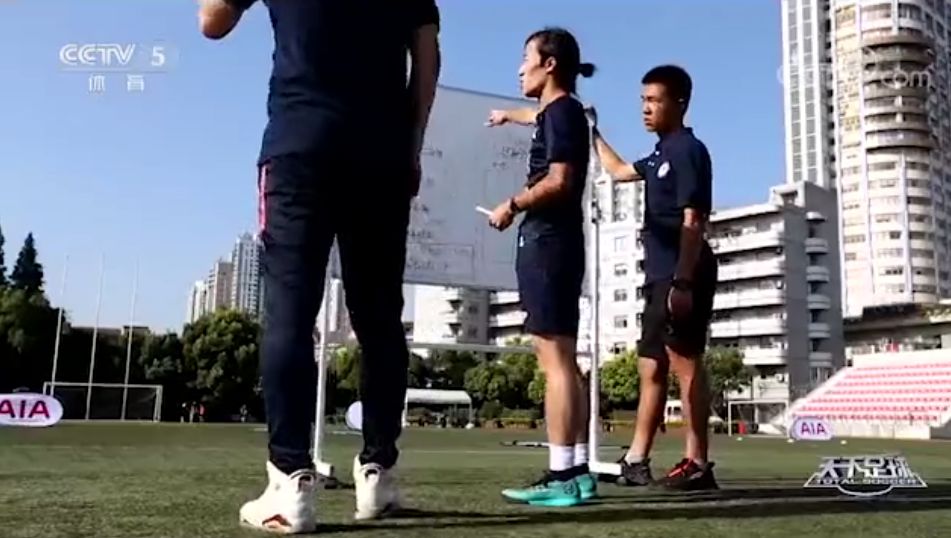鲁能足校的青训模式,一群门外汉