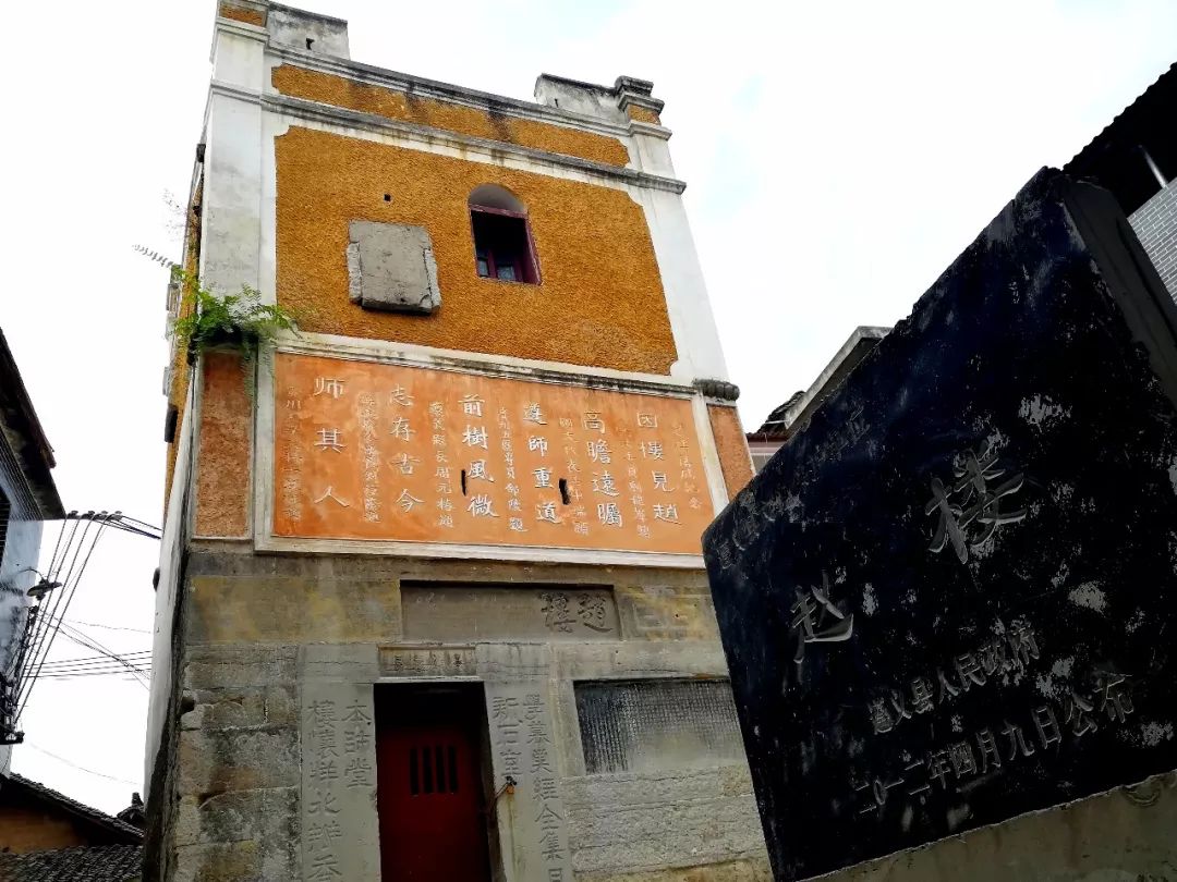 周末陪家人游大自然,周末陪家人到郊外游玩