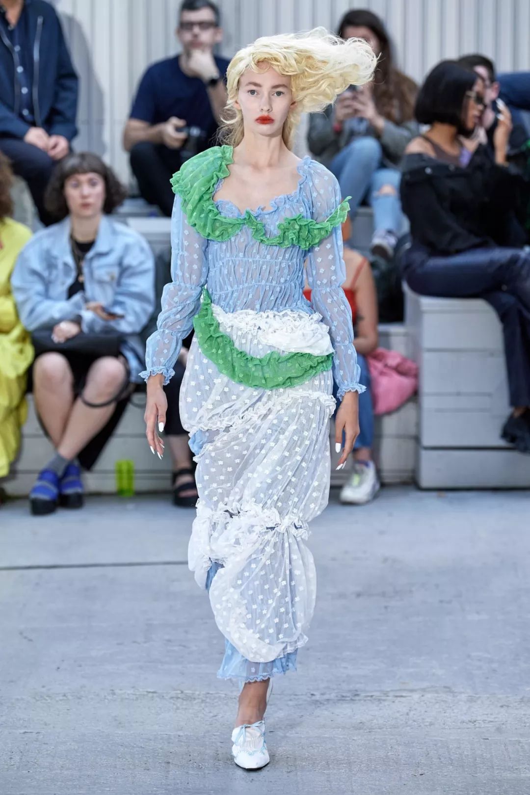 伦敦时装周为什么那么奇葩,伦敦时装秀争议