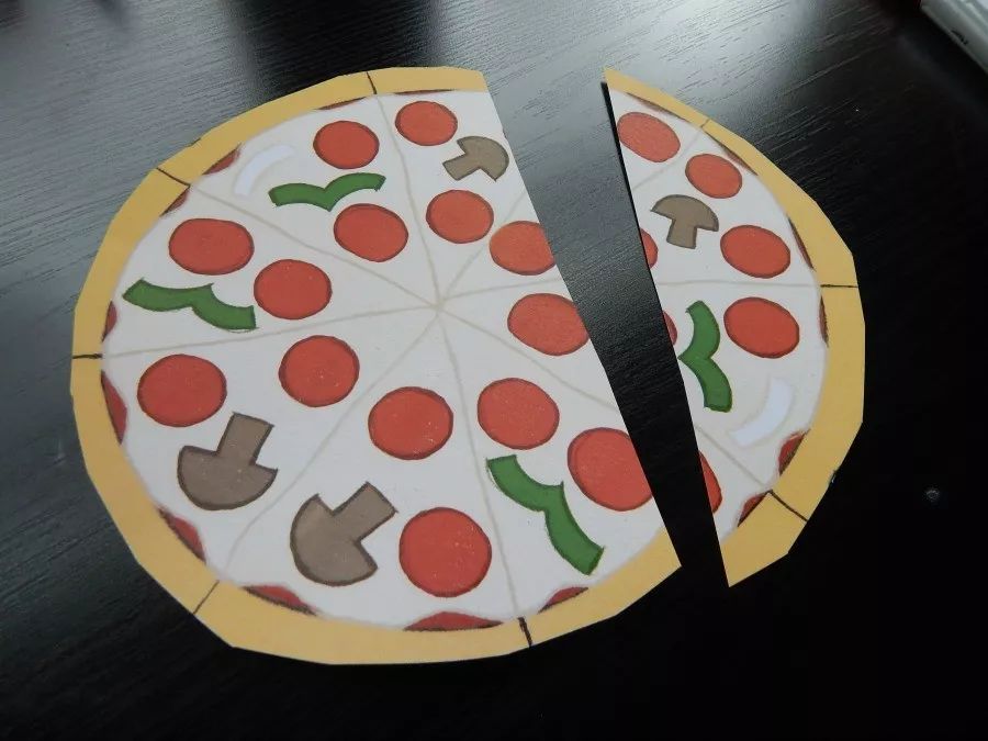 为了学习这个数学概念，美国老师把乐高、比萨带进课堂