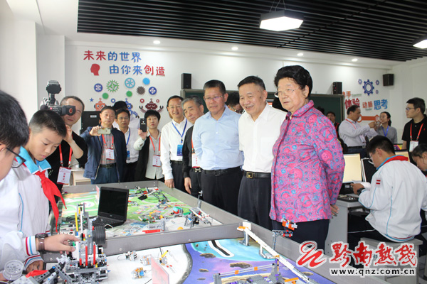 青少年人工智能创新实践基地,少年硅谷人工智能培训