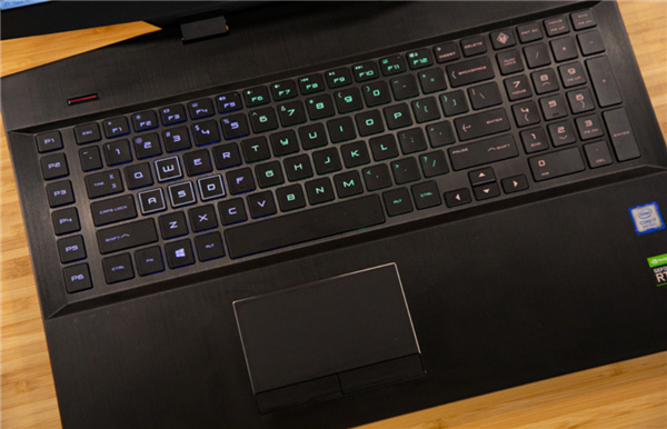 惠普发布新款omen游戏本台式机,惠普omen系列笔记本