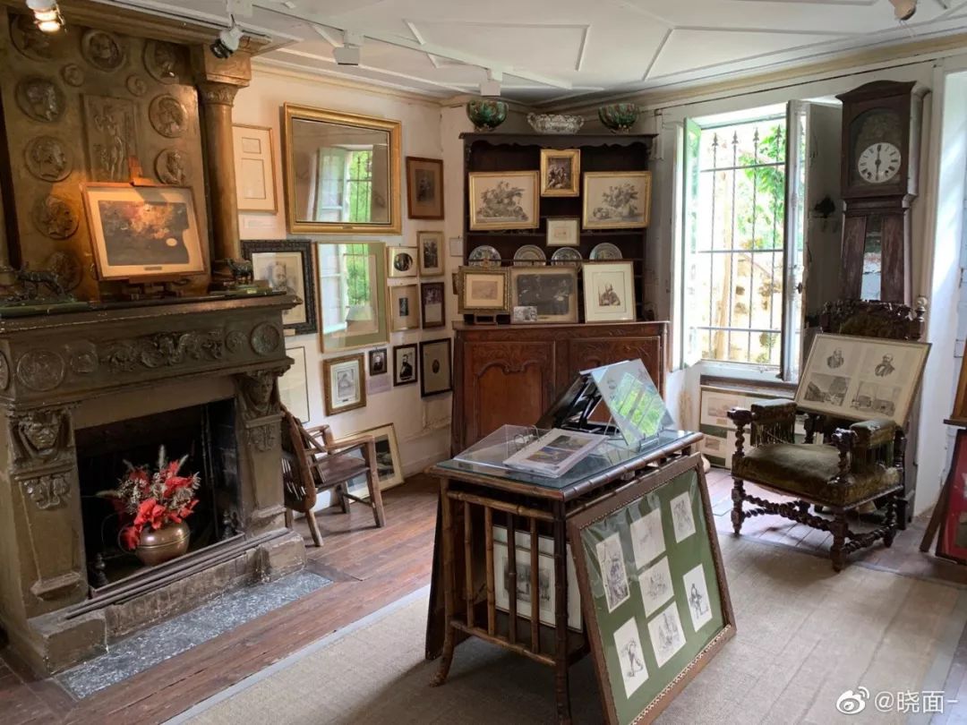 “十一”回家,我们带你回艺术家的家丨藏拍周有娱