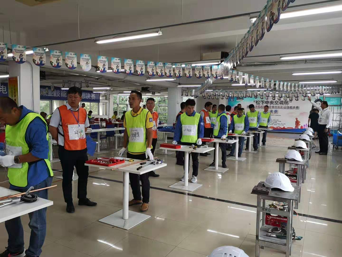 佛山第6届家装职业技能大赛直播,第六届中国家装职业技能大赛南宁