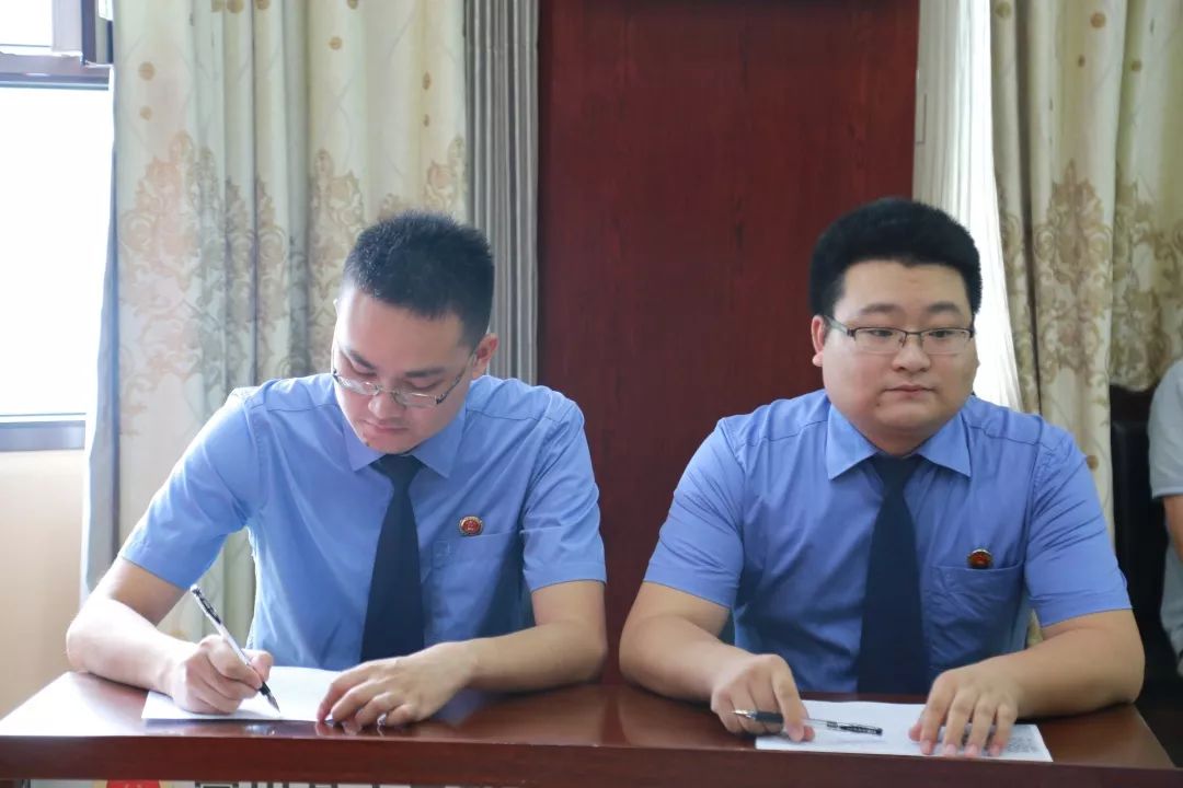 【辩论】舒某帮人代买*品毒**又“退货”,是否构成贩卖*品毒**罪?!