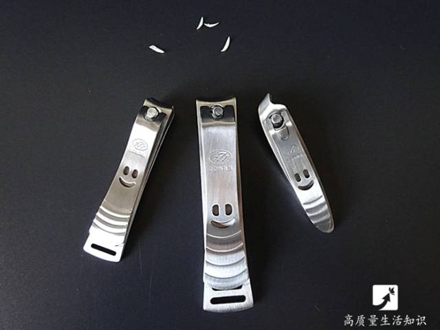 原来正确剪指甲的方法是这样的,指甲太厚剪不动怎么办用什么方法