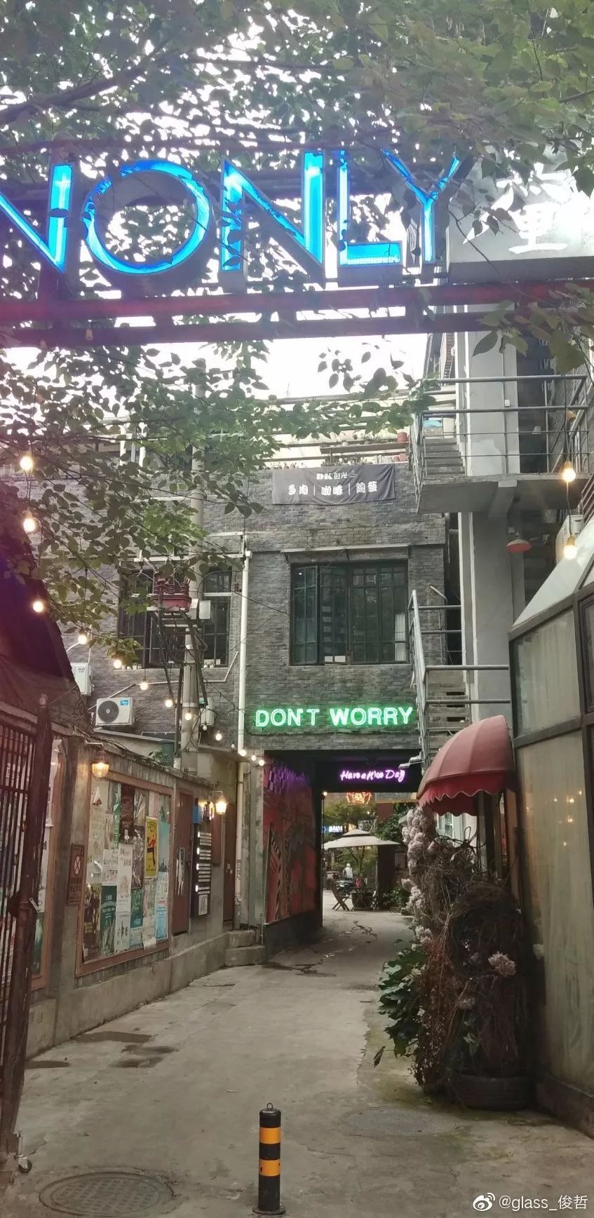 成都机车厂,成都工业学院变身国潮打卡地