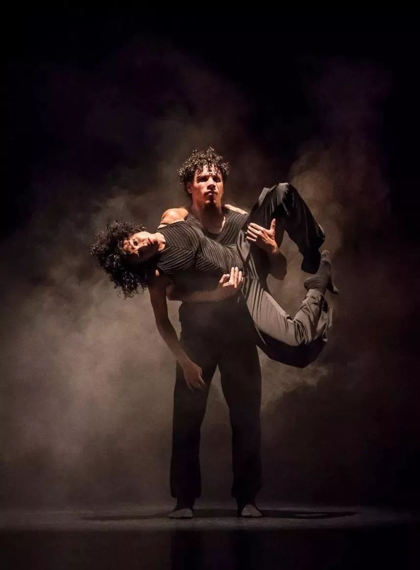 从贫民窟走出时尚女王,从小学芭蕾欧美舞王