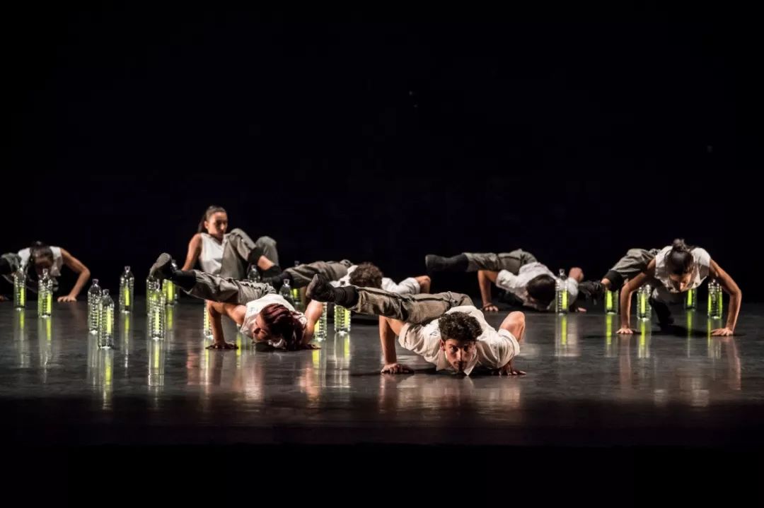 从贫民窟走出时尚女王,从小学芭蕾欧美舞王