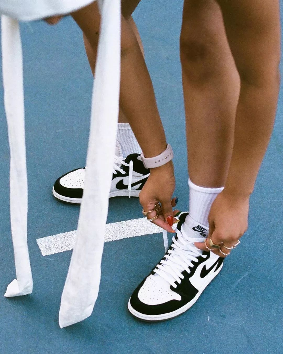 aj1高帮多少钱一双正品,aj1高帮二手1000以下